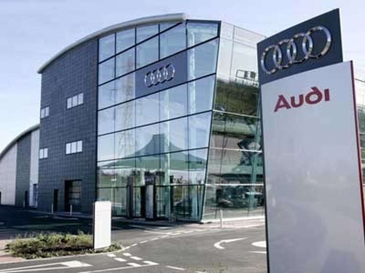 Крупнейший в мире центр Audi построен в Глазго