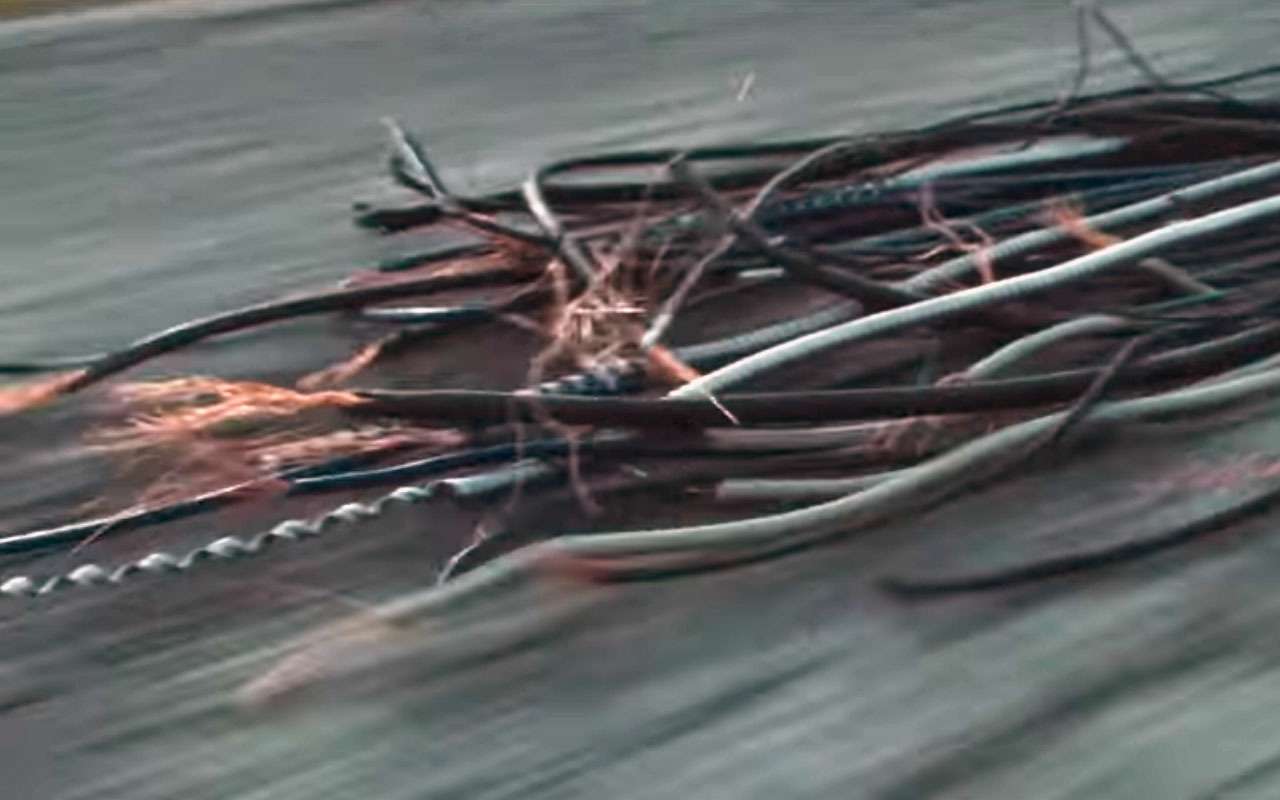 Mobil выпустил рекламу против электромобилей