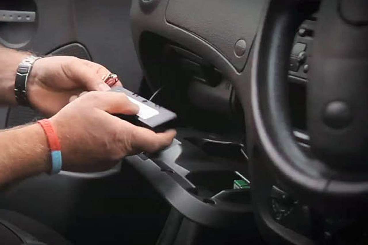 С «черными ящиками» в автомобилях решили повременить