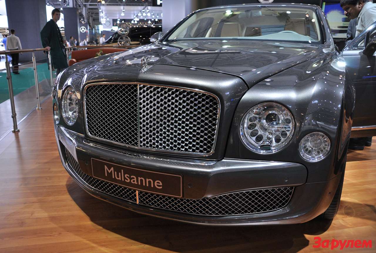 В России в два раза выросли продажи люксовых авто