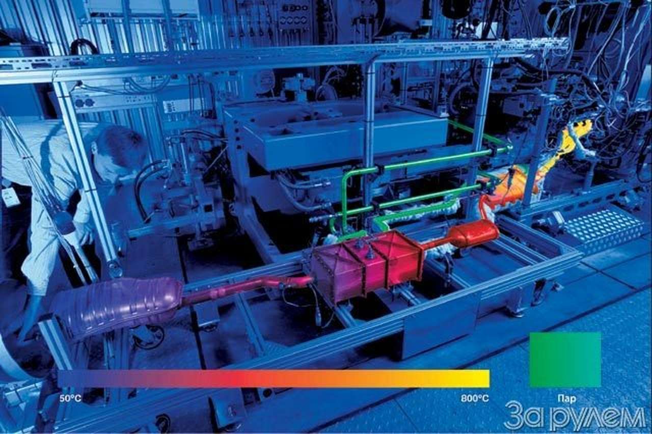 Их паровозвперед летит