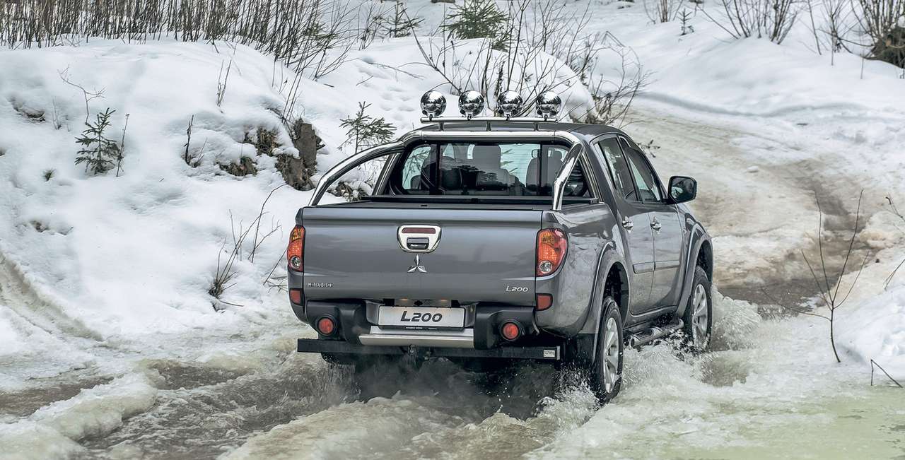 Обновленный Mitsubishi L200 в поиске приключений