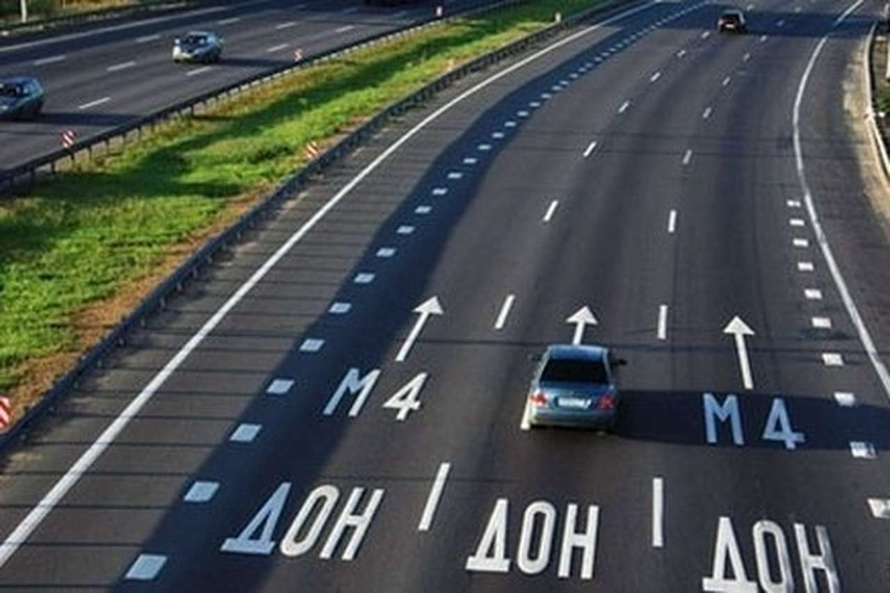С августа на платных трассах разрешат скорость 130 км/ч