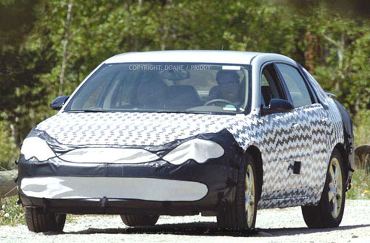 Новая Chevrolet Impala попала в объектив