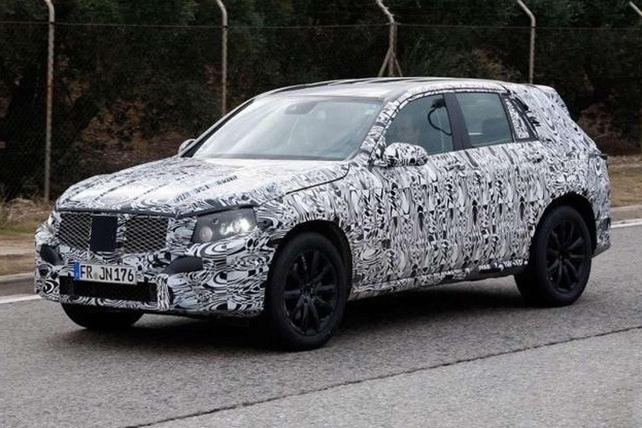 Mercedes-Benz готовит небольшой кроссовер-купе