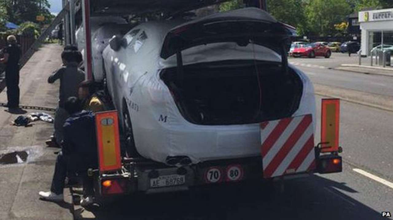 Британская полиция поймала 10 нелегалов в багажниках Maserati