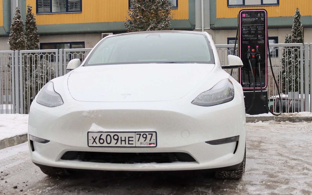 «Батарея может вздуться и загореться»: самые частые поломки у электрокаров зимой