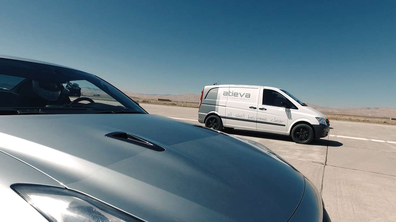 Чистая физкультура: электрический фургон посрамил бензиновые суперкары