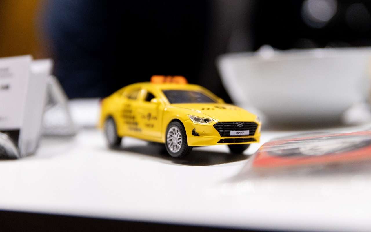 Таксисты сообщат правительству о своих проблемах