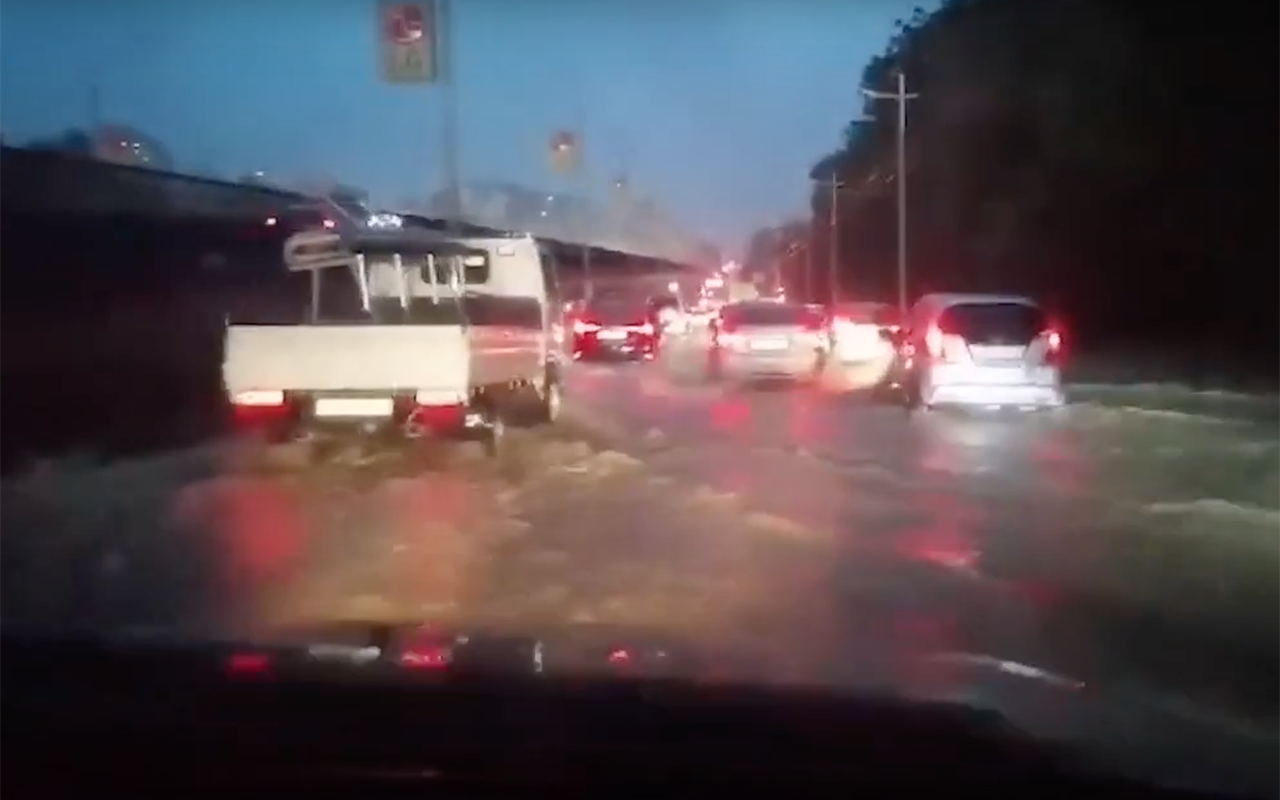 В Приморье снова безумствует стихия (видео)