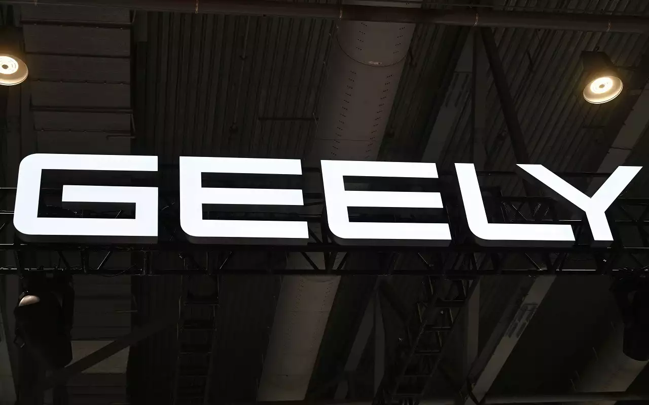 Geely обновила цены на большинство своих моделей в России