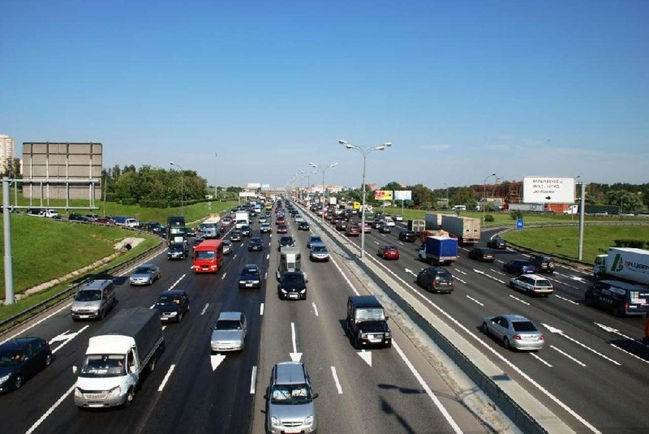 Где в России покупают больше иномарок