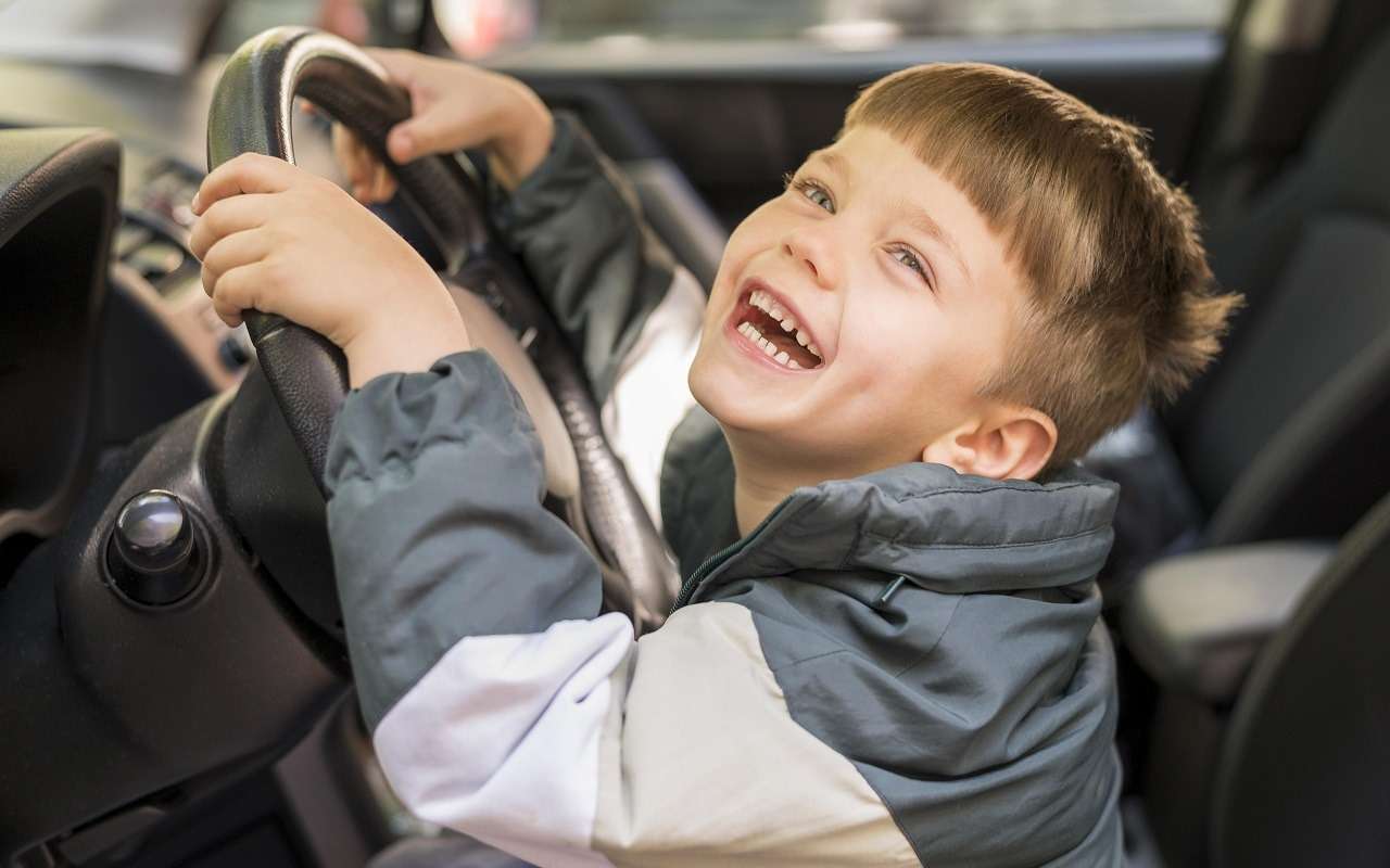 От 14 лет и старше: этим компактным автомобилем могут управлять даже подростки