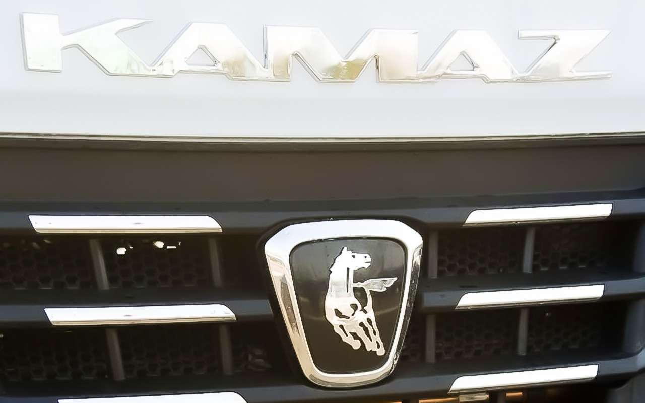 КАМАЗ выделит разработку легковых авто в отдельный бизнес. Что туда войдет?