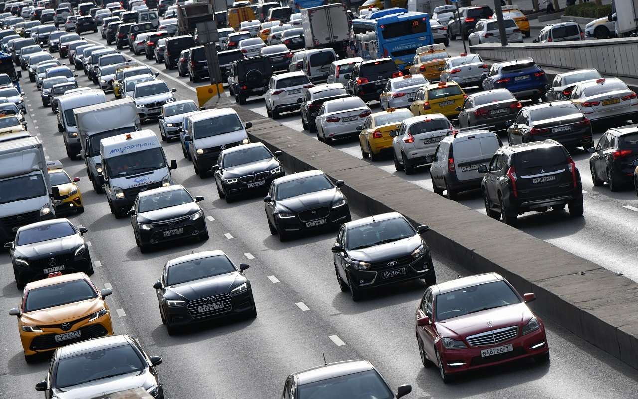 К чему готовиться: сколько в среднем вы потратите на б/у иномарку?