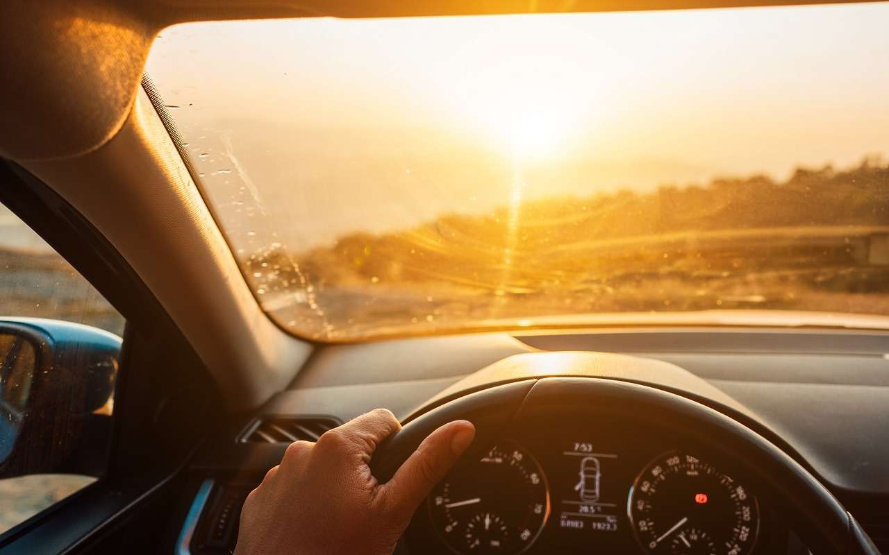 Яркий враг: как победить солнечные блики за рулем