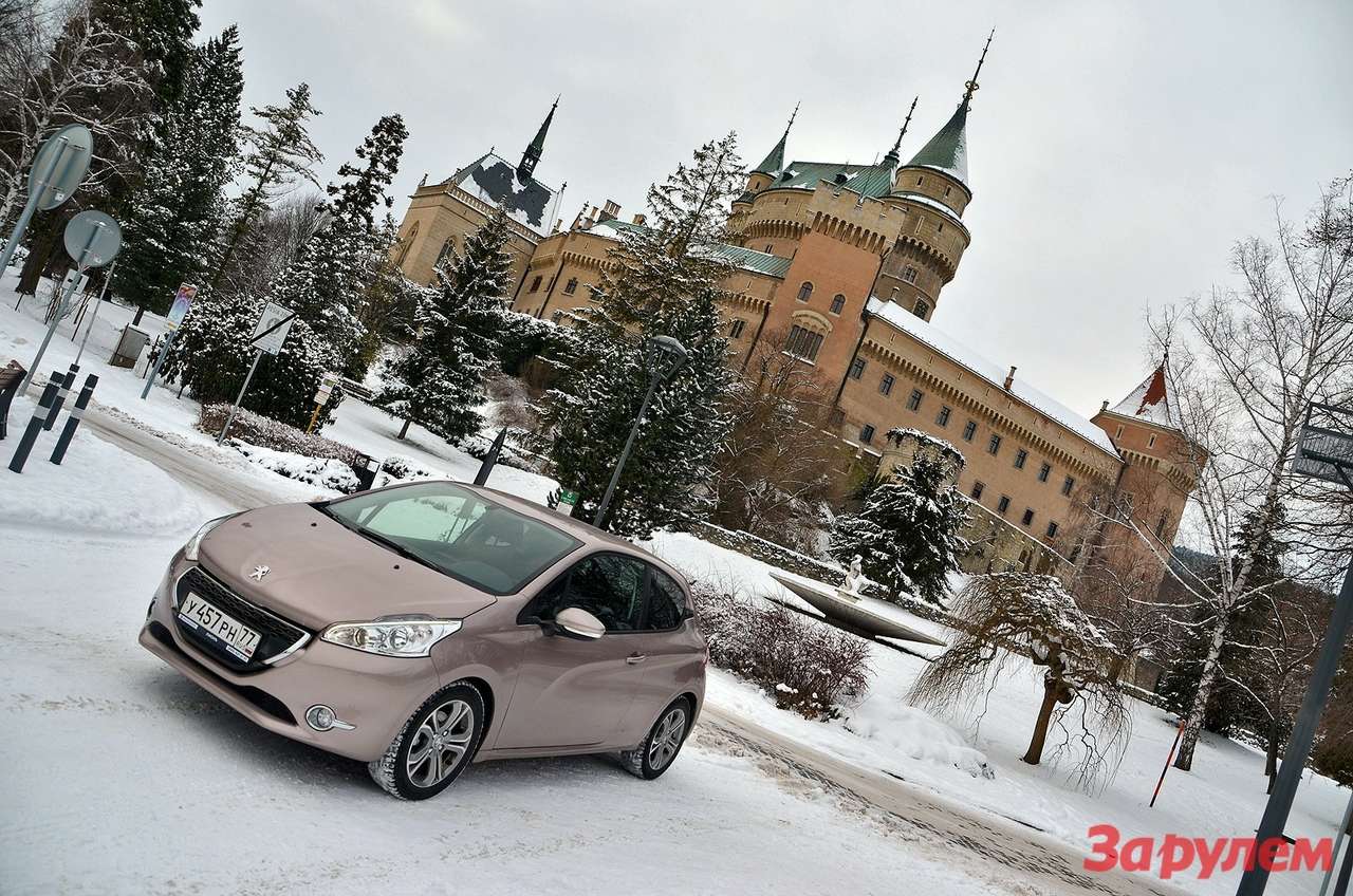 Peugeot 208: первые впечатления