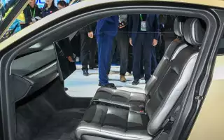 Интерьер Tesla Cybercab