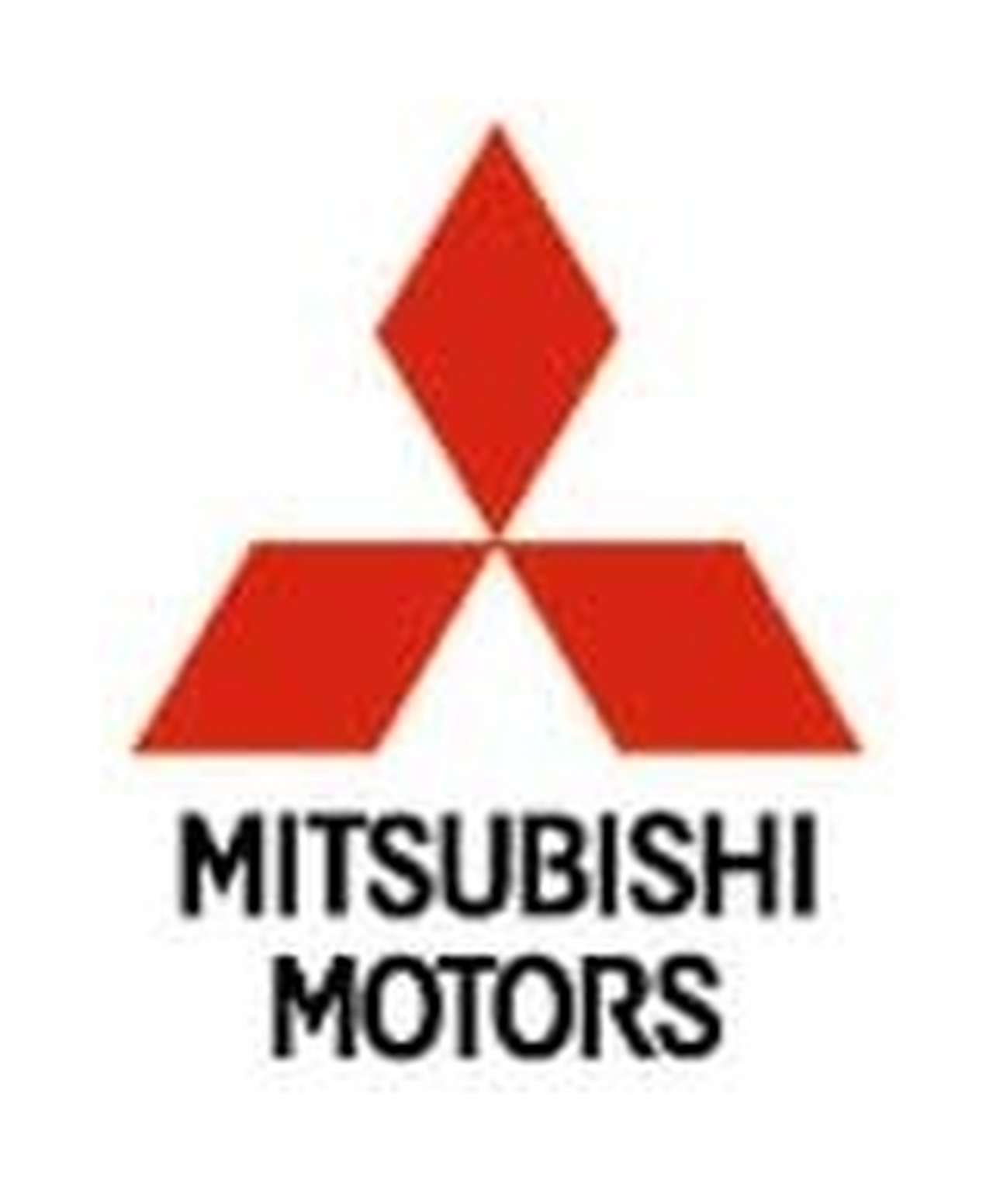 У Mitsubishi "обвал" продаж