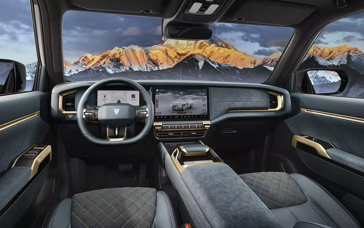 Интерьер Deepal G318
