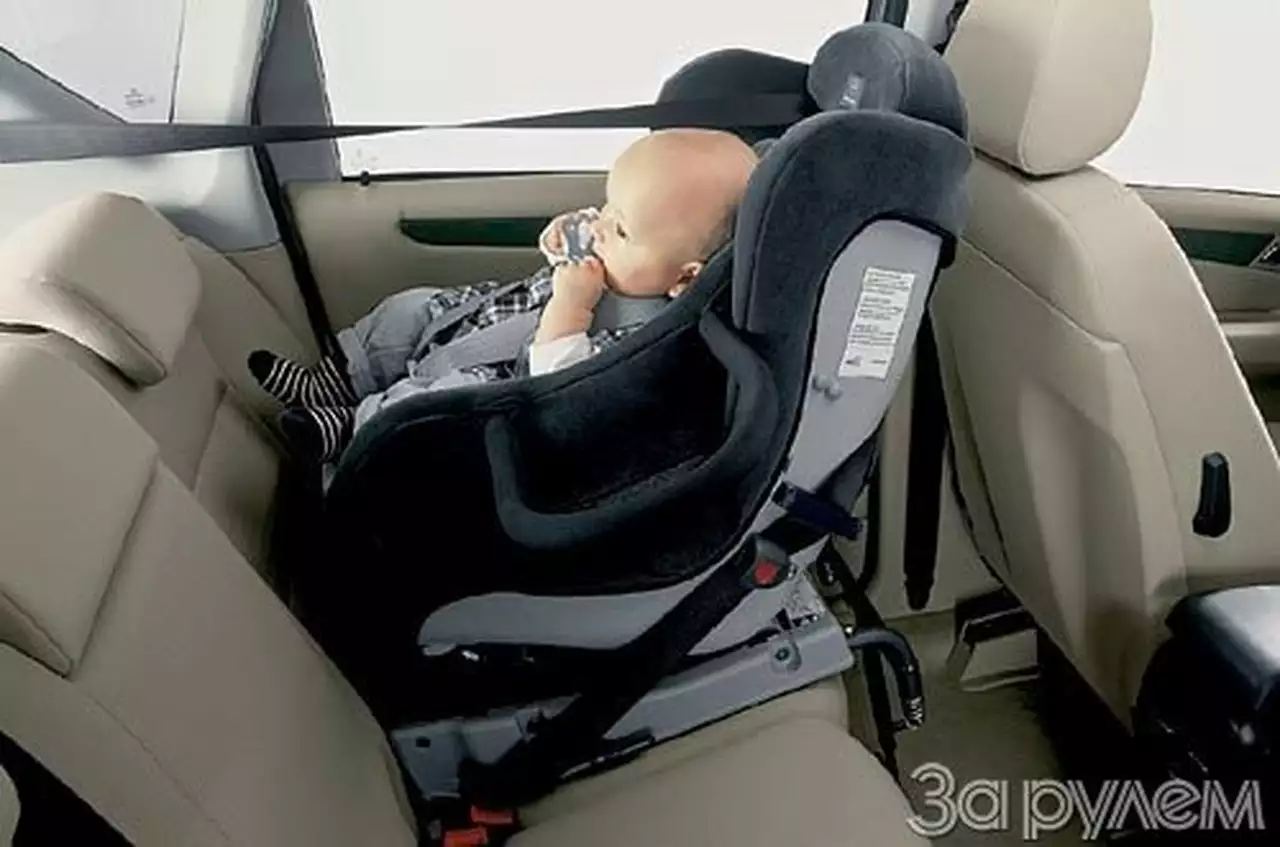 Храните драгоценности в сейфе!