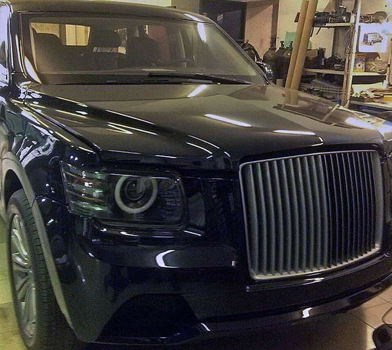 «Кортеж», да не тот: в НАМИ прокомментировали фото вседорожника из Instagram