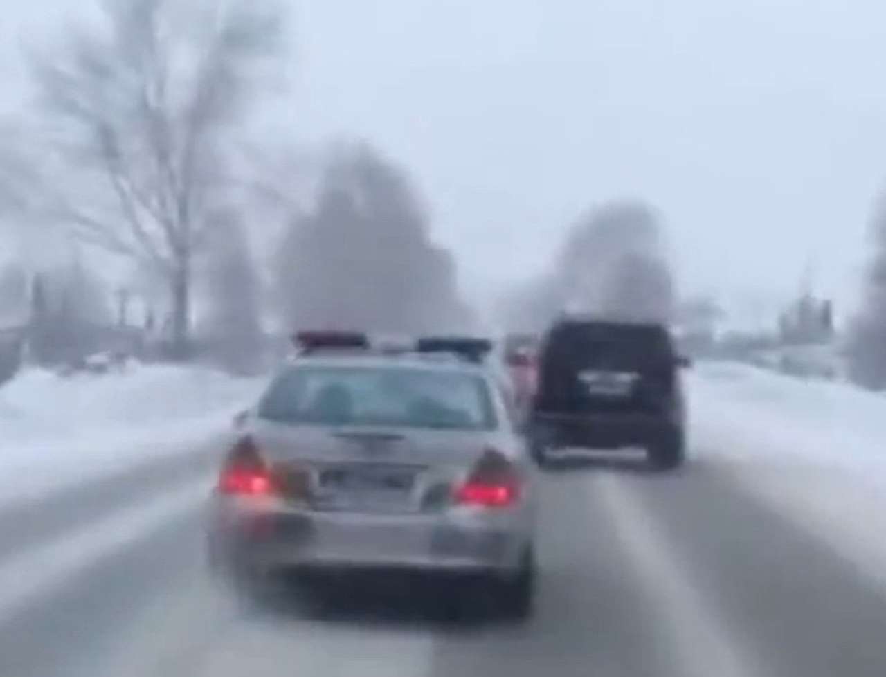 Видеозаписями кортежей чиновников заинтересовалась полиция