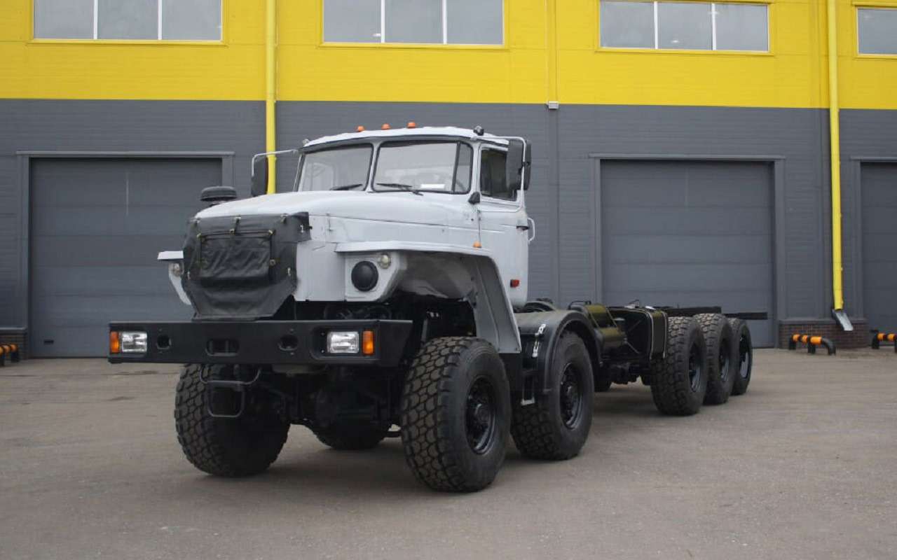 Десятиколесный Урал? Нет, все еще интереснее! (видео)