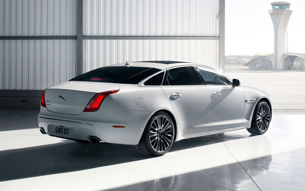 За дефектный Jaguar требуют рекордную для России сумму возмещения