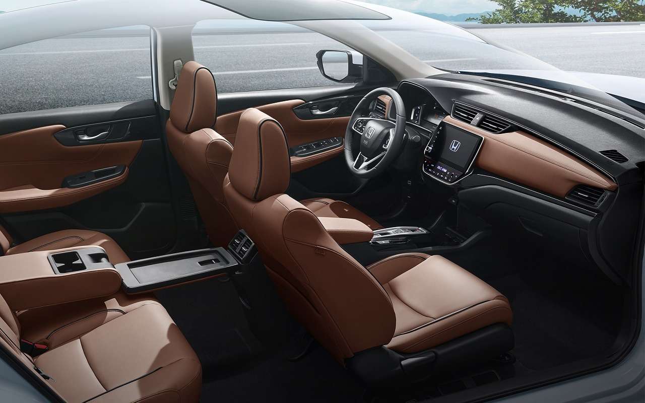 Интерьер Honda Crider