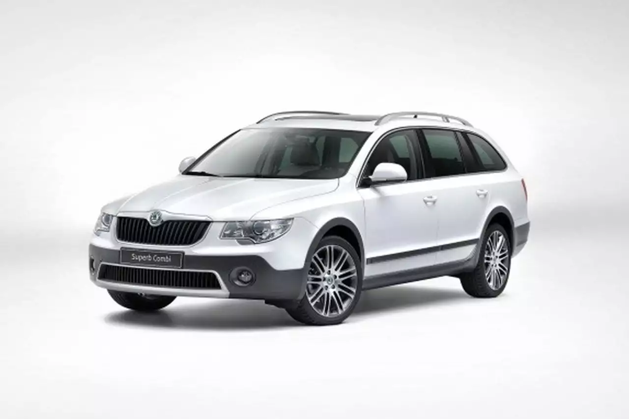 Универсал Skoda Superb получил внедорожный обвес Outdoor