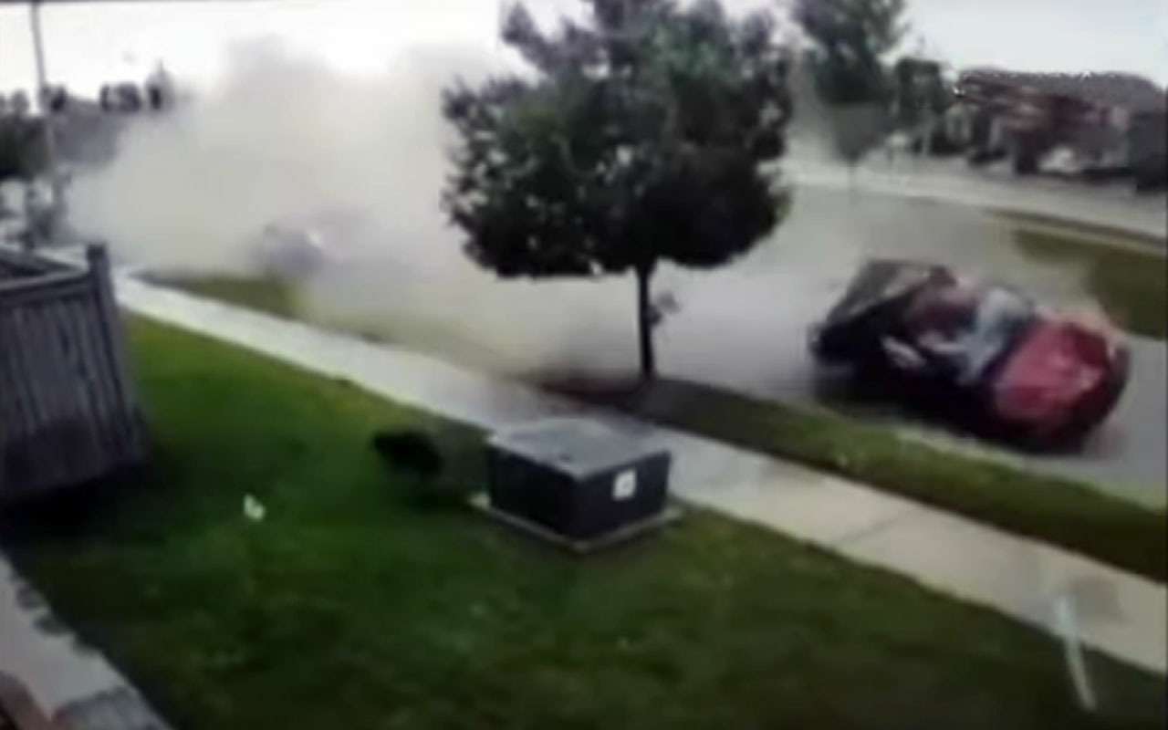 Авария с катапультированием — водитель даже не пострадал