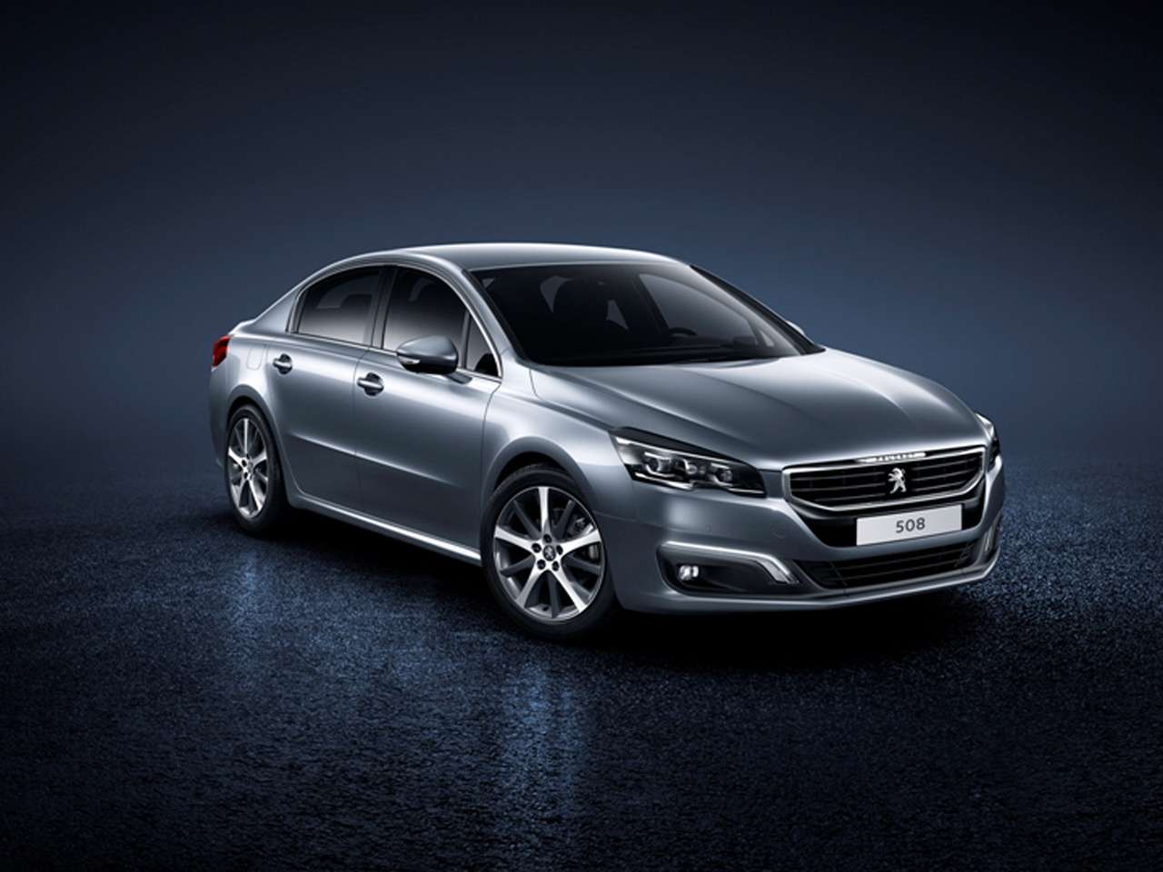 На Московском автосалоне пройдет мировая премьера Peugeot 508
