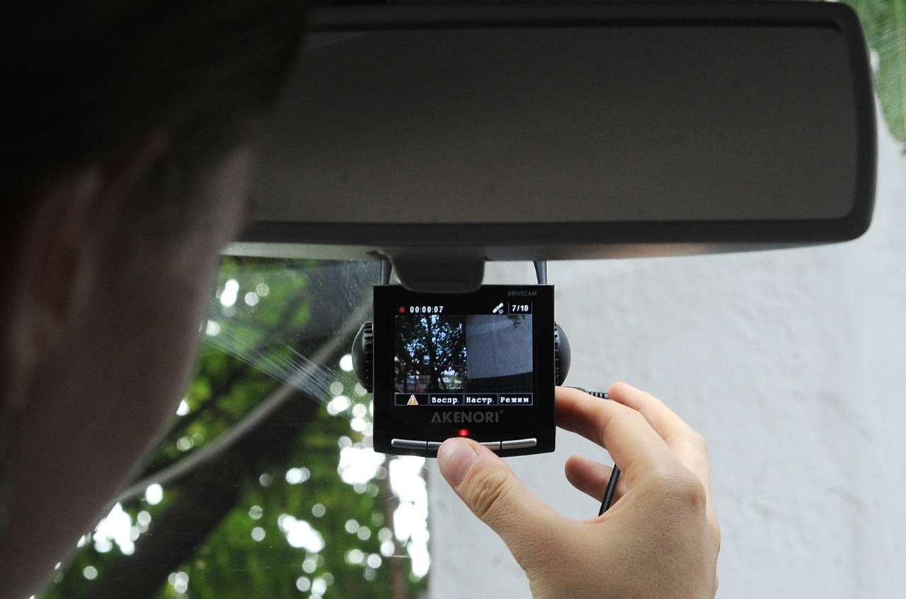 Нарушителям ПДД осложняют жизнь - граждане поработают камерами видеофиксации