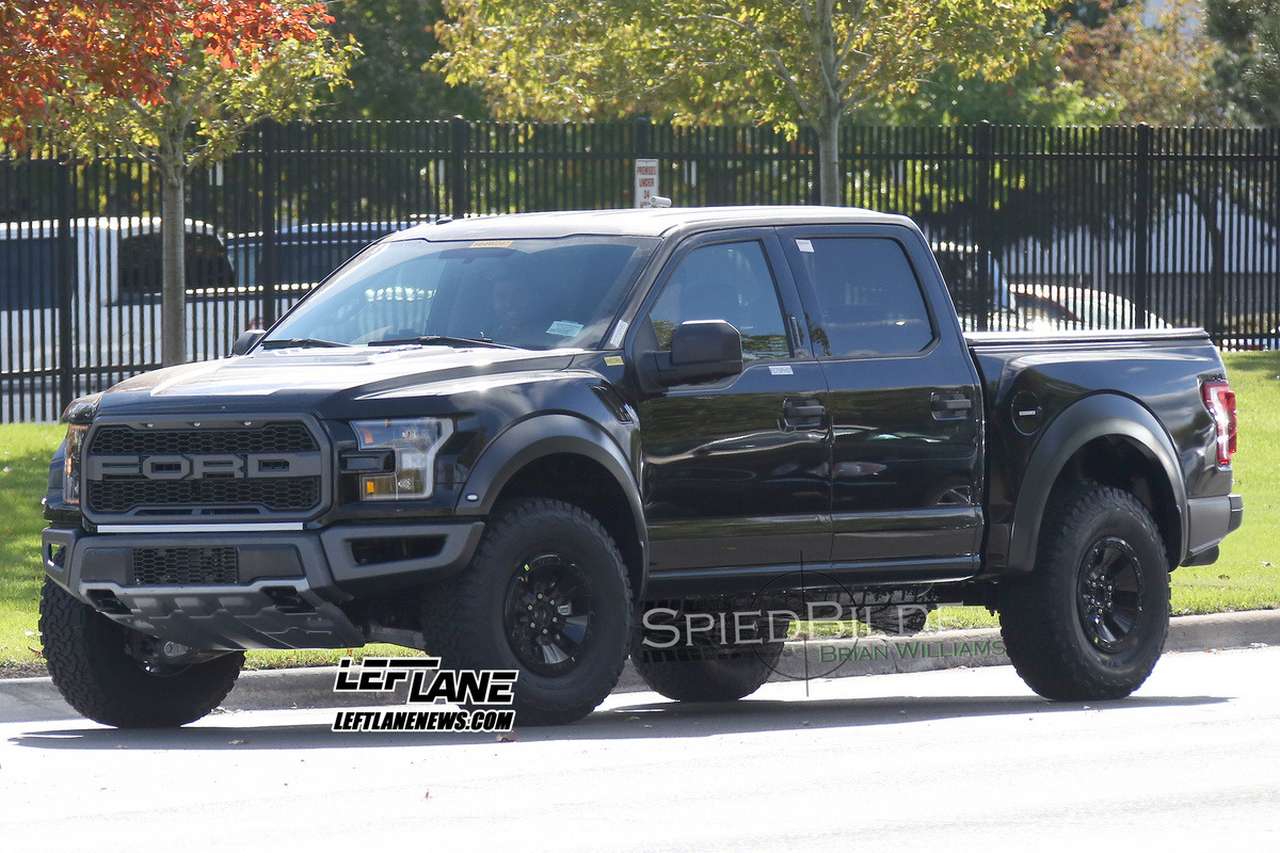Ford F-150 Raptor дорос до четырех дверей