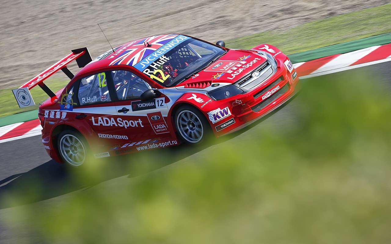 Lada Granta WTCC