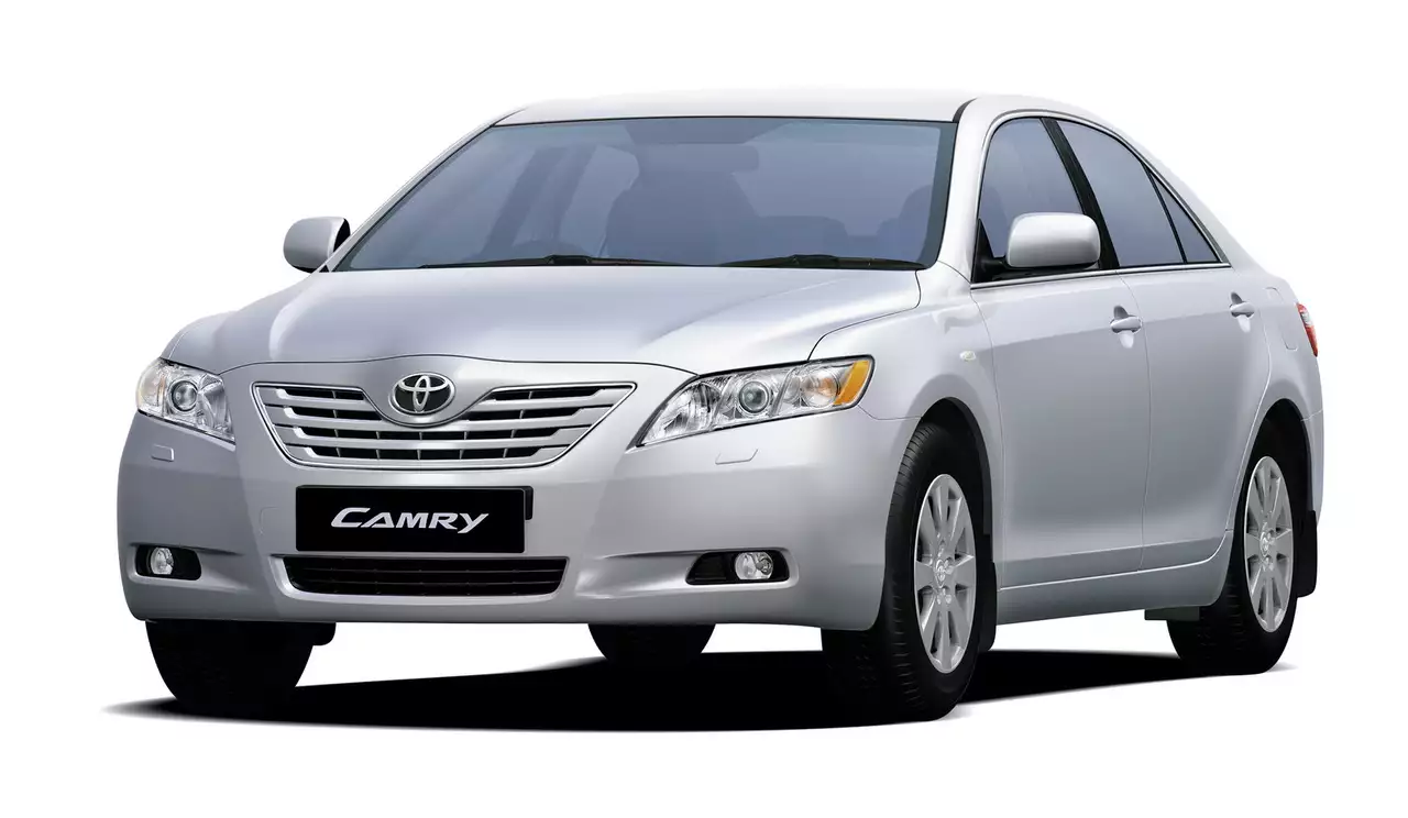 Toyota Camry 2006–2011 г.в.