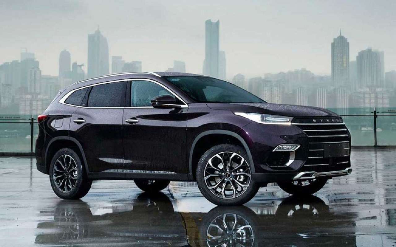 Новый большой кроссовер Chery: известны динамика и расход