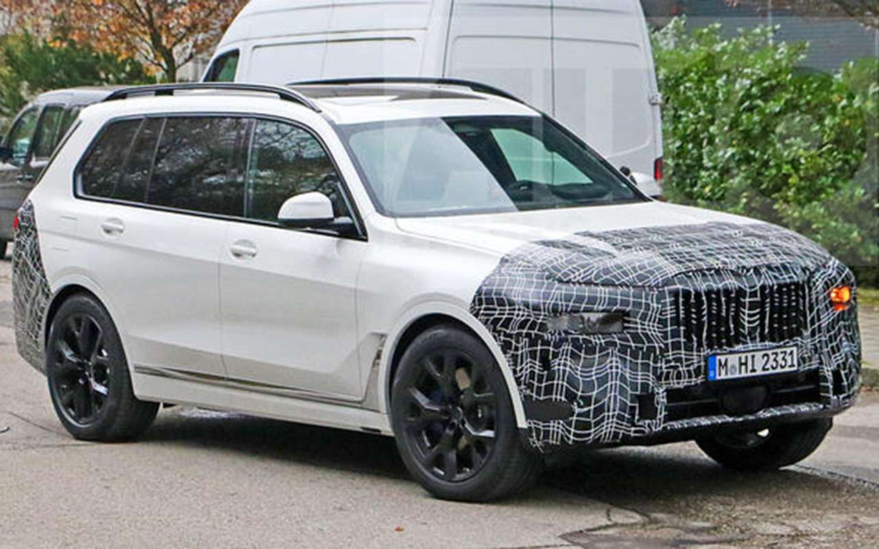BMW X7 готовится к рестайлингу