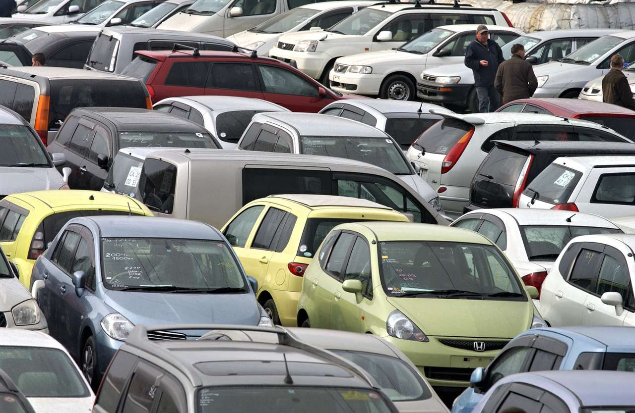 Вторая жизнь: о рынке авто с пробегом в кризис