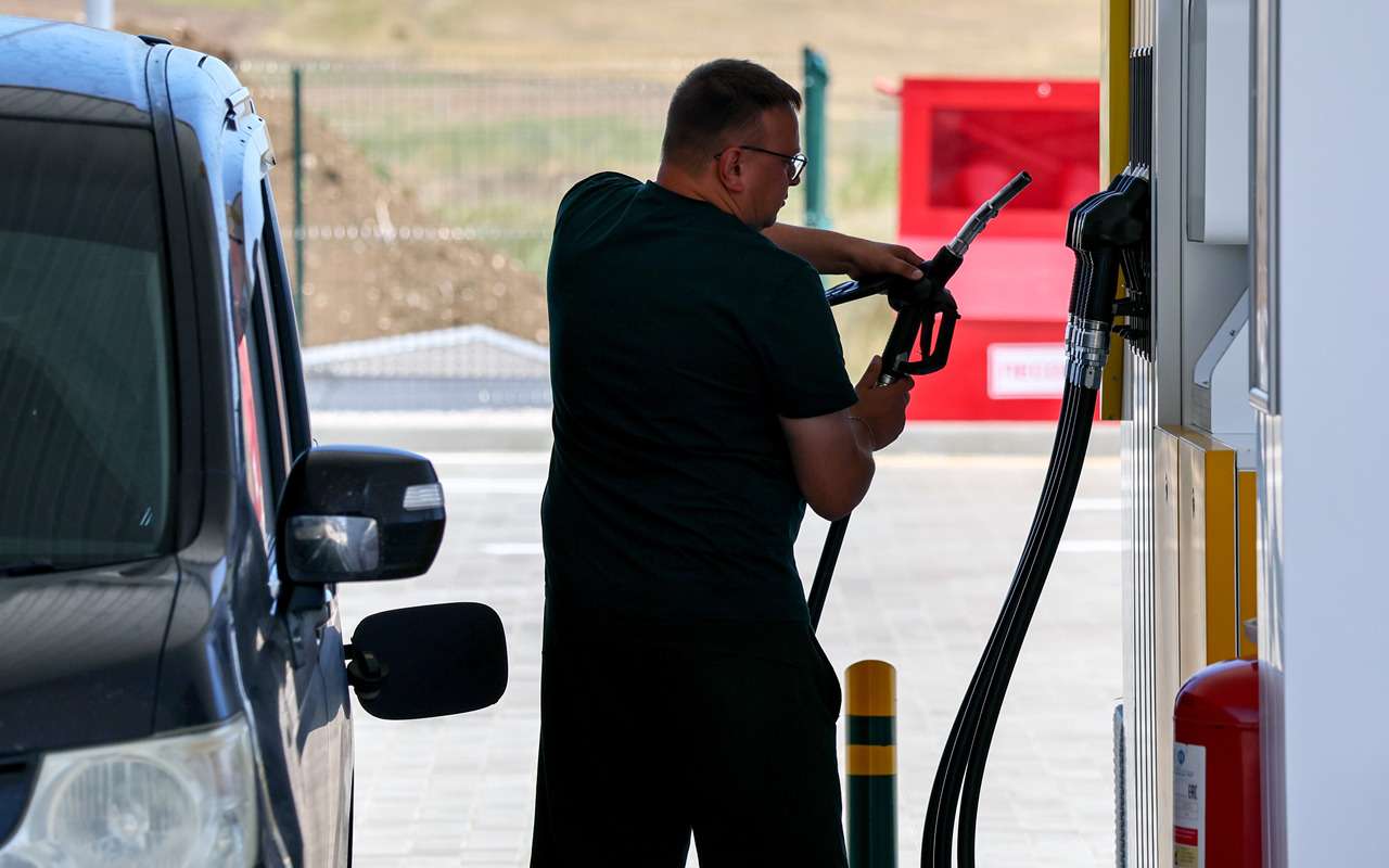 Бензин уходит в отрыв от инфляции