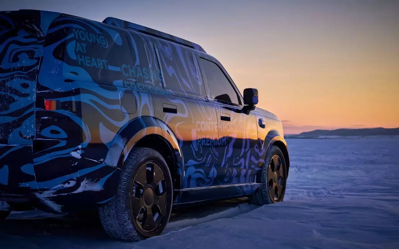 Показан «возрожденный» Freelander — первые фото серийной машины