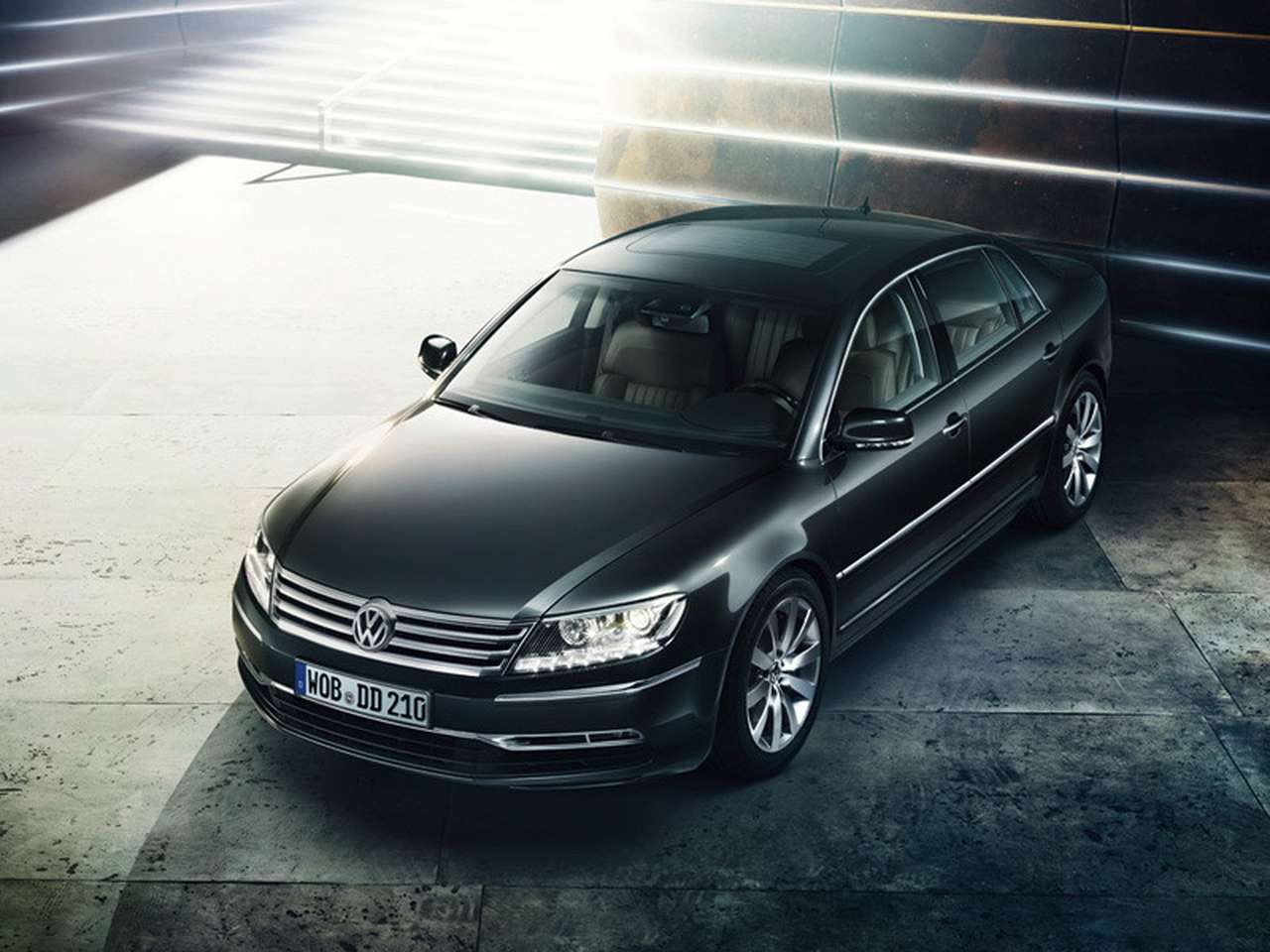 Volkswagen объявил цены на обновленный Phaeton