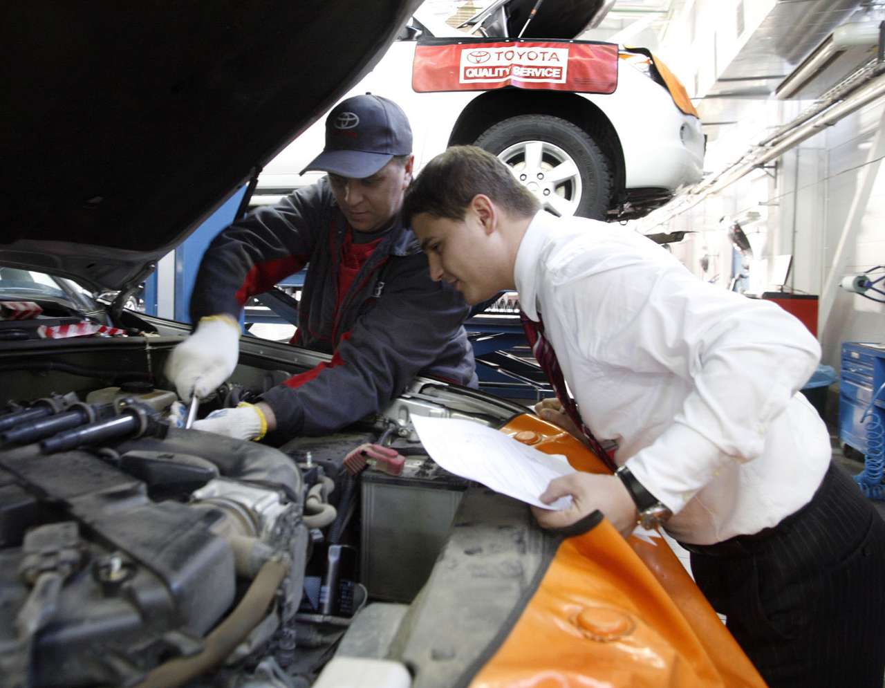 Перед продажей авто владельцев могут заставить посещать техцентры