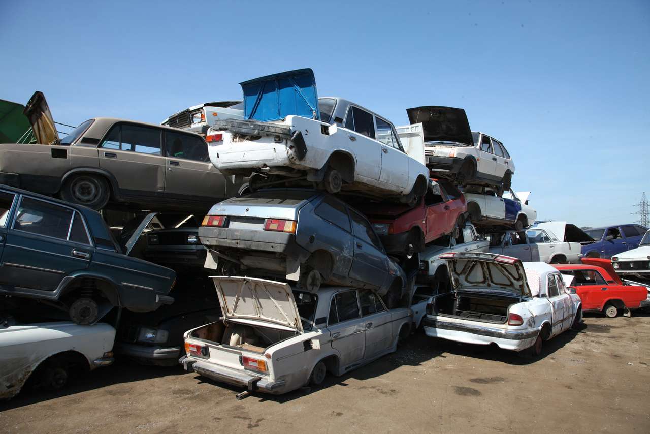 Минпромторг обсуждает возможность увеличения утилизационного сбора