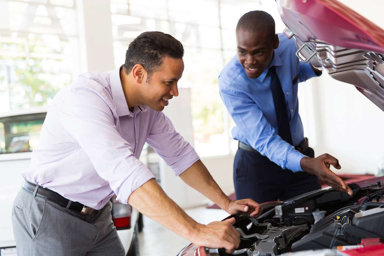 Чернокожие журналисты призвали бойкотировать BMW